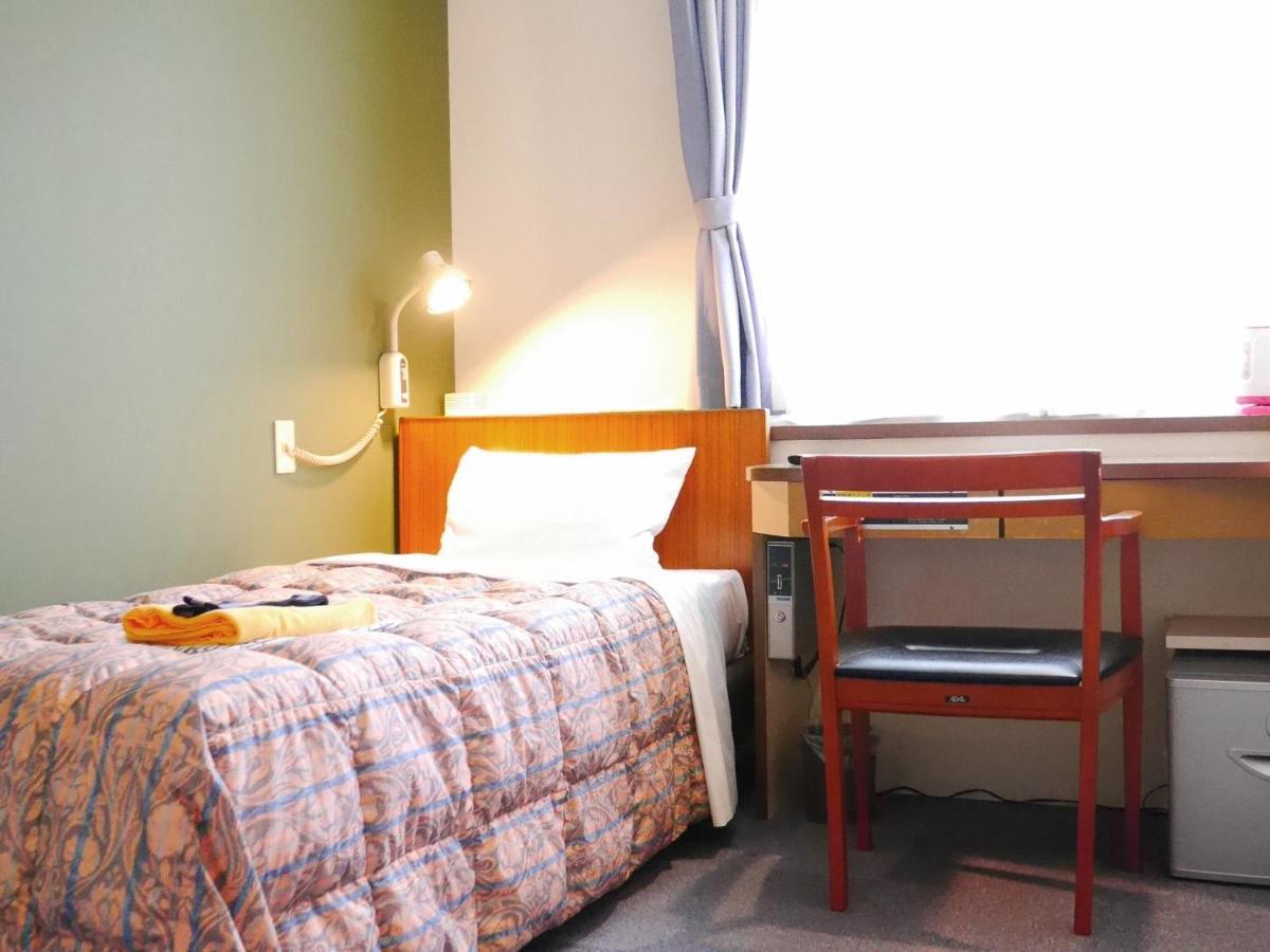 Station Business Hotel Tenshukaku Hitoyoshi Esterno foto